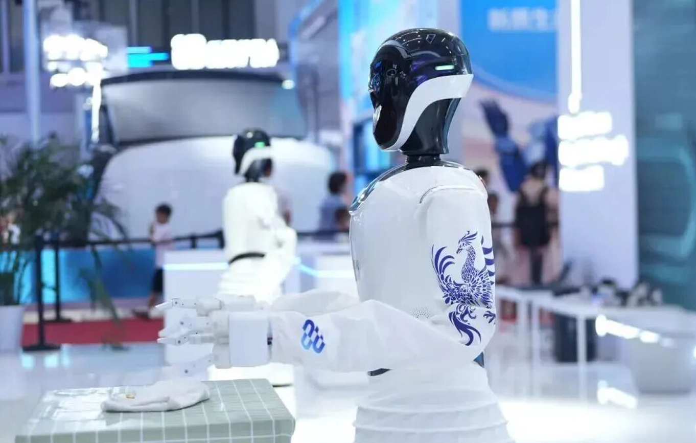 央视聚焦｜解锁服务新技能 具身智能驶入“成长快车道”